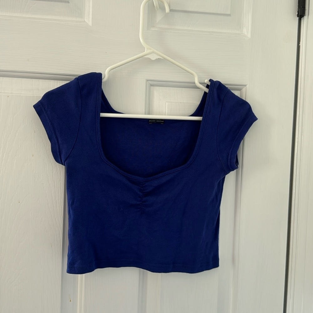 Brandy Melville Crop Top